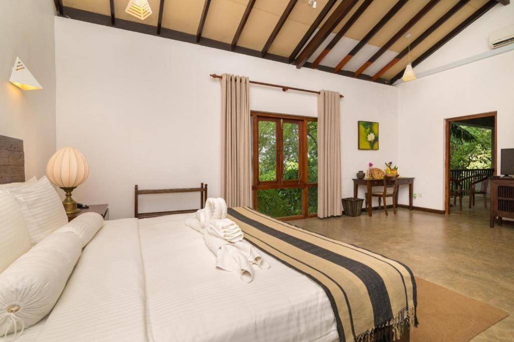 Roman Lake Ayurveda Boutique Resort Ahungalla Zewnętrze zdjęcie