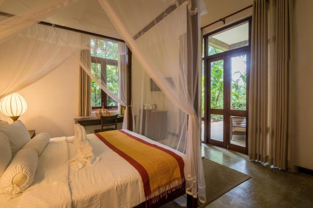 Roman Lake Ayurveda Boutique Resort Ahungalla Zewnętrze zdjęcie