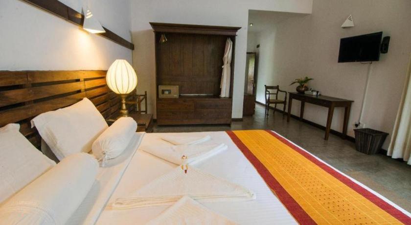 Roman Lake Ayurveda Boutique Resort Ahungalla Zewnętrze zdjęcie