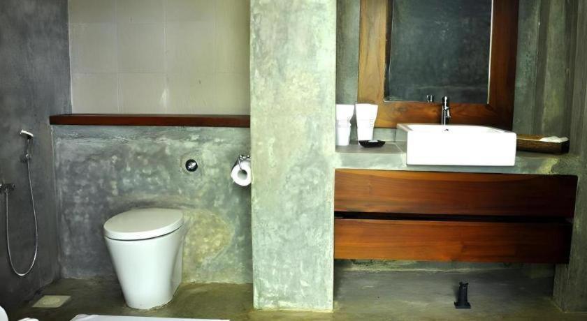 Roman Lake Ayurveda Boutique Resort Ahungalla Zewnętrze zdjęcie