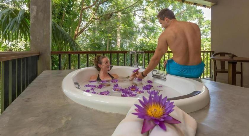 Roman Lake Ayurveda Boutique Resort Ahungalla Zewnętrze zdjęcie